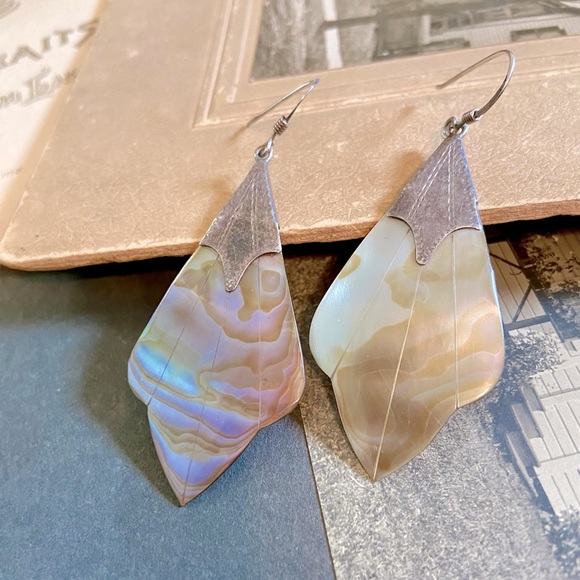 SOLD-Vintage Stylized Fan Leaf shaped Abalone Shell & Sterling Drop Earrings - Picture 4 of 15